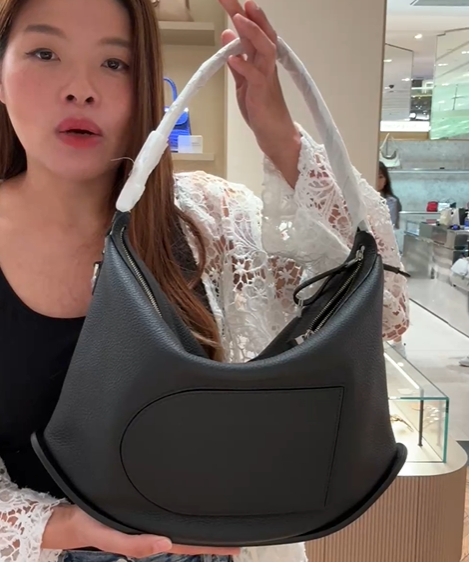 Delvaux Pin Swing XL 黑色:: Summercstore